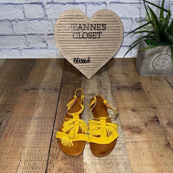 Sundance Yellow Suede Tassel Boho Strappy Sandals Size EU 37 US 6.5 - Picture 2 of 8